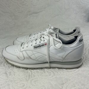 Reebok Classic white leather low top sneaker mens size 11